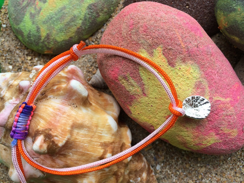 Coloured bracelet, charm and lovely message