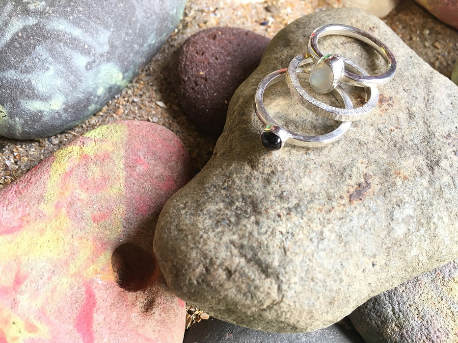 Silver gemstone ring