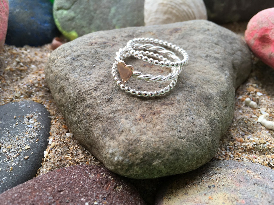Rose Gold Heart Beaded wire ring