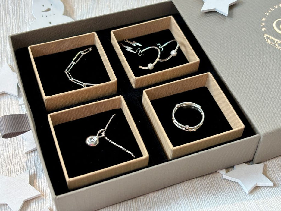 The Classic Gift Set - 4 bestsellers